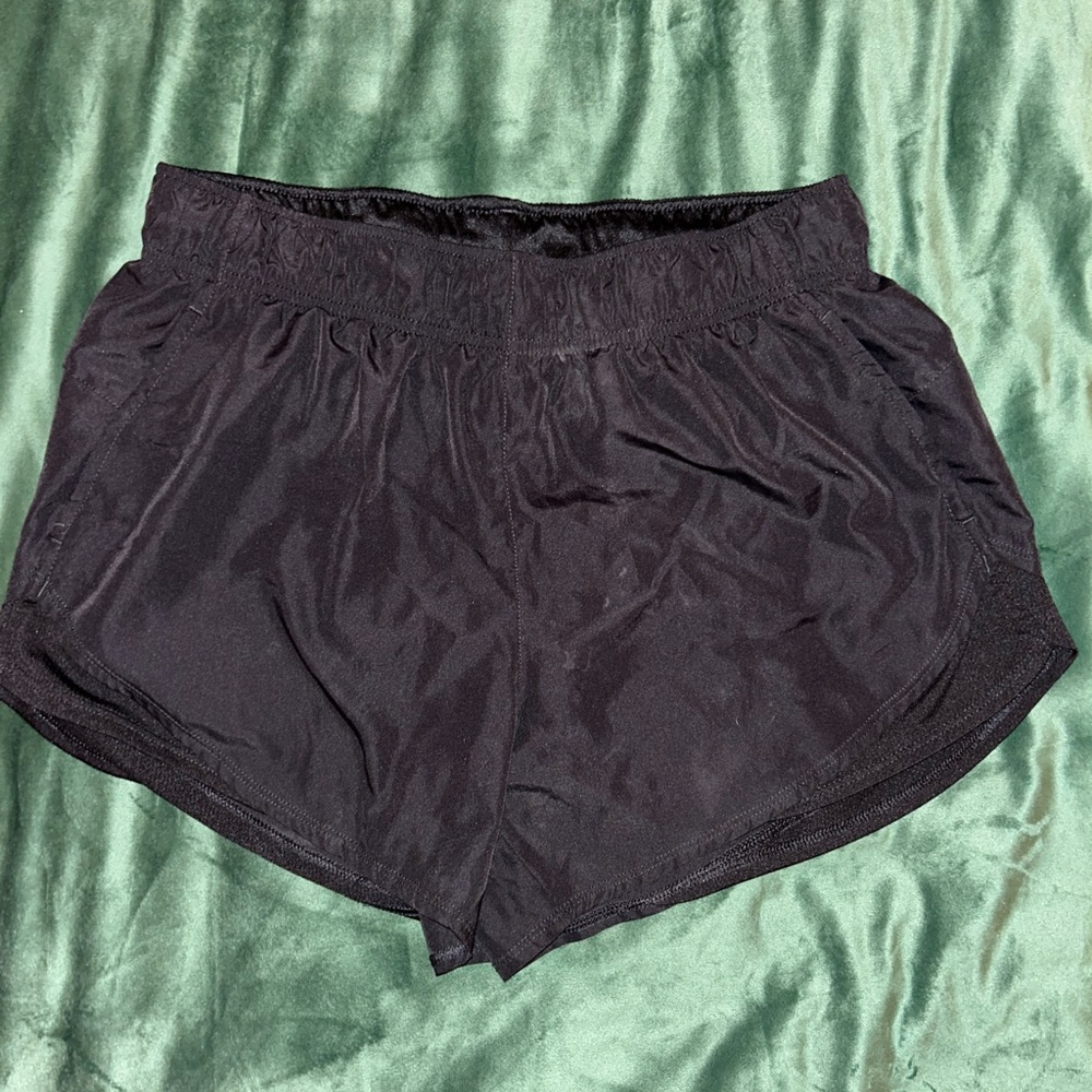 ATHLETIC WORKS Medium black running shorts